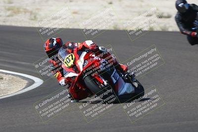 media/Sep-21-2025-TrackDaz (Sun) [[277c75b276]]/A Group/11am (Turn 3)/